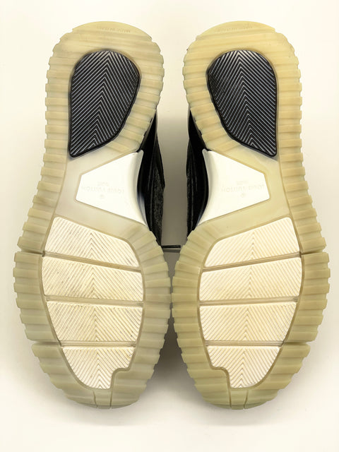 Louis Vuitton Technical VNR Sneaker 'Black Transparent' | EU M 41 / US M 8