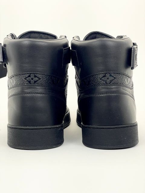 Louis Vuitton Hi| EU M 42 / US M 9