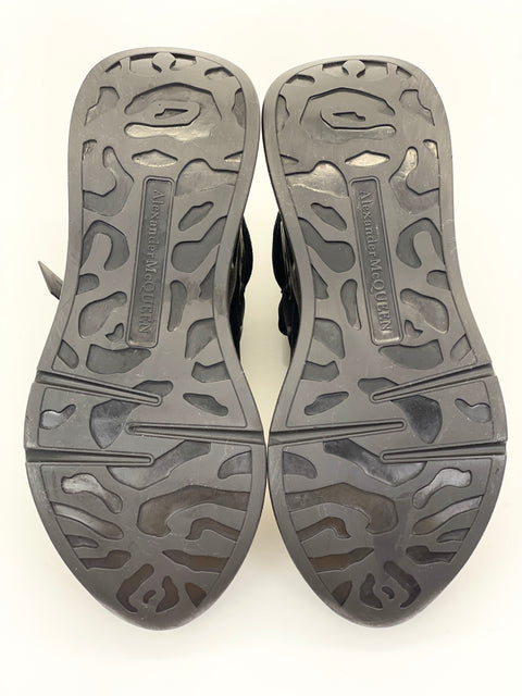 Alexander McQueen Oversized Runner 'Black Silver' | EU 40.5 / US M 7.5