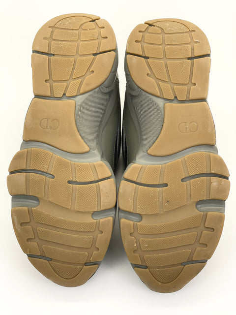 Dior B22 'Olive Black' | US M 9