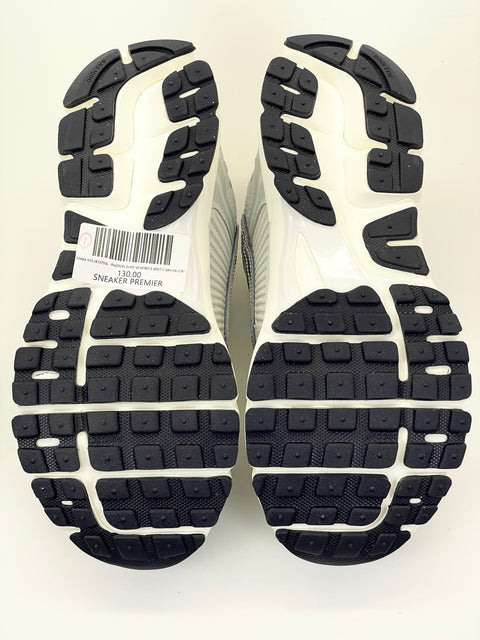 Nike Zoom Vomero 5 'Photon Dust Metalic Silver' | US W 9 / US M 7.5