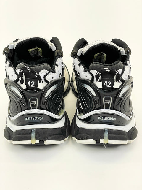 Balenciaga 'White Black Track Runner' | EU M 42 / US M 9