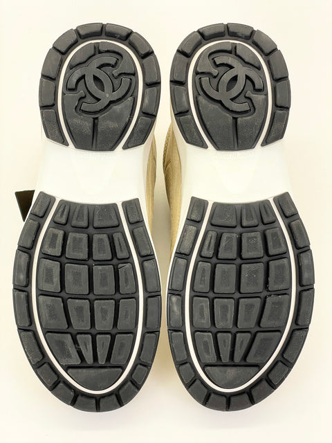 Chanel 'CC Logo Runner' | EU W 40 / US M 7