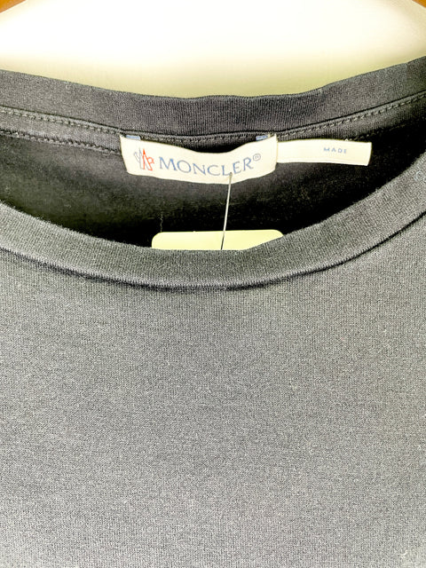 Moncler Tee 'Slim Fit with Contrast tapped' | US M Medium