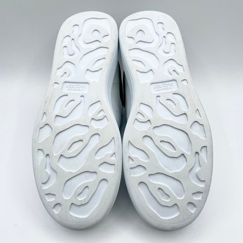 Alexander McQueen Oversized 'Rubber Black Heel Top White Black' EU M 41 / US M 8