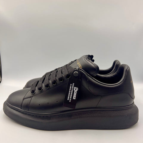Alexander McQueen Oversized 'Black' | EU M 43 / US M 10