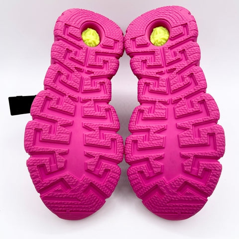 Versace Trigreca 'Fuchsia Black' | EU W 37.5 / US W 7.5