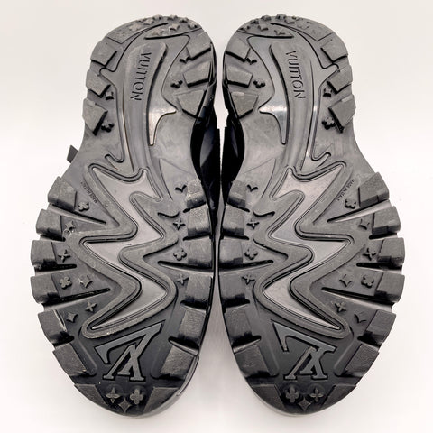 Louis Vuitton Runner 'Tatic Black' | US M 8