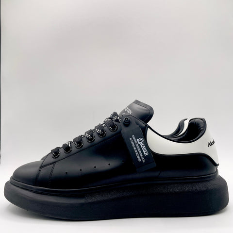 Alexander McQueen Oversized 'Black White Rubber Tab' | EU M 43 / US M 10