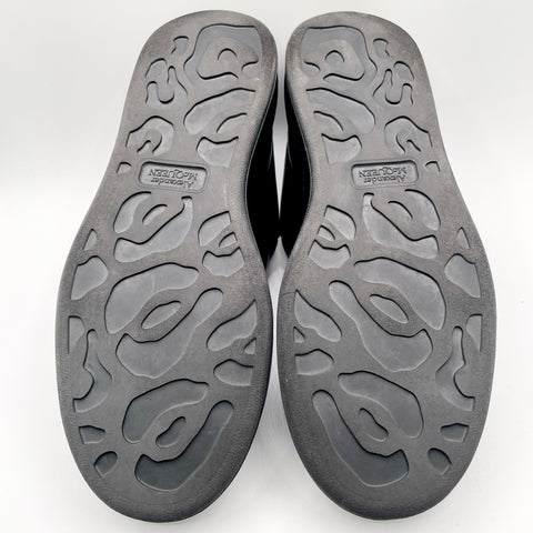 Alexander McQueen Oversized 'Black' | EU M 42 / US M 9