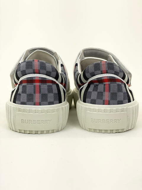 Burberry Strap Sneaker| EU M 33 / US GS 2Y