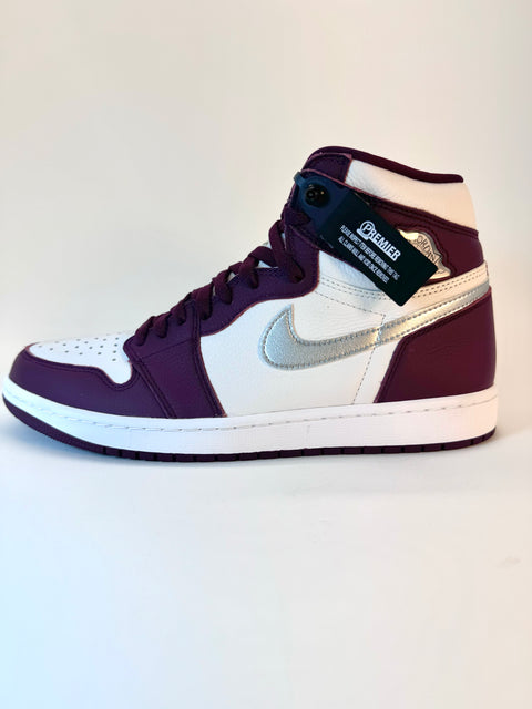 Air Jordan 1 Retro High OG 'Bordeaux (2021)' | US M 10.5