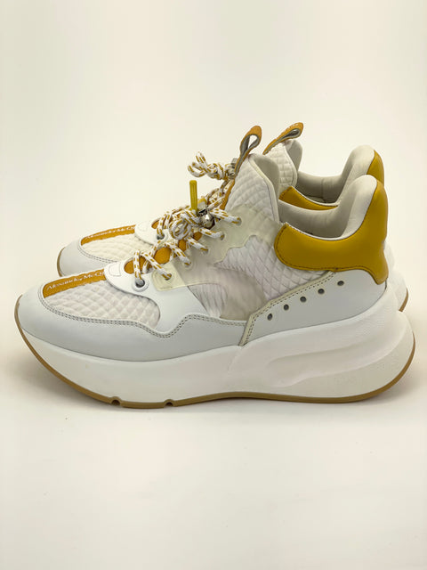 Alexander McQueen Oversized Runner 'Mustard Sole' | EU W 37 / US M 5