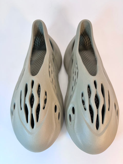 Yeezy Foam Runner 'Stone Salt (2023)' | US M 10