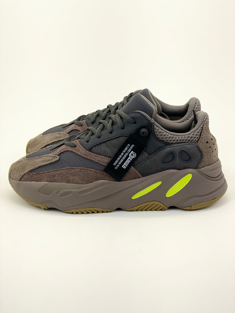 Adidas 'Yeezy Boost 700 'Mauve (2018)' |US M 8.5