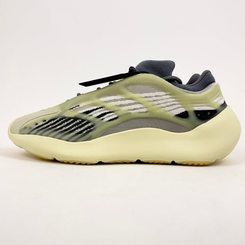 Adidas Yeezy 700  V3 'Fade Salt (2022)' | US M 11
