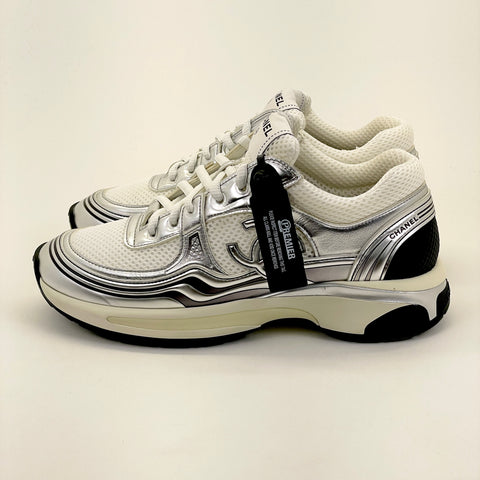 Chanel CC Logo Sneaker 'White Silver' | EU W 38 / US W 7.5