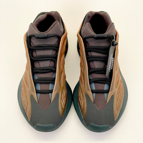 Adidas Yeezy 700 V3 'Copper Fade (2021)' | US M 7.5