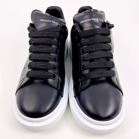 Alexander McQueen Oversized 'Black White' | EU M 43 / US M 10