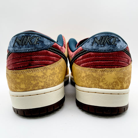 Nike SB Dunk Low 'City of Cinema (2024)' | US M 14