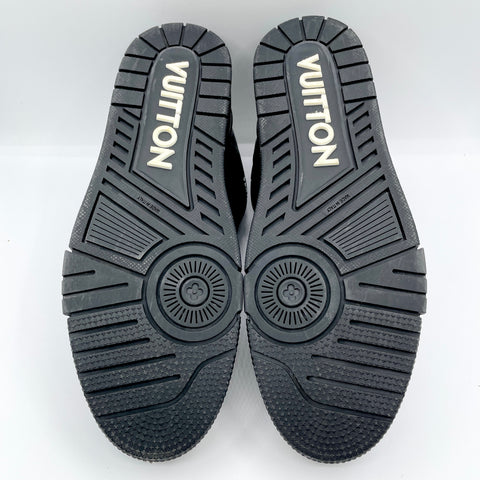 Louis Vuitton Trainer 'Black White' | US M 13