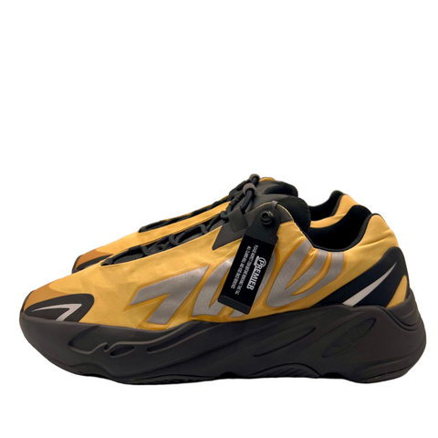 Adidas Yeezy Boost 700 MNVN (2021)' | US M 14