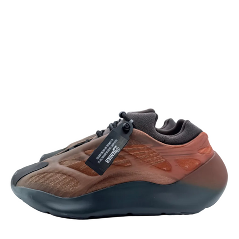 Adidas Yeezy 700 V3 'Copper Fade (2021)' | US M 11.5