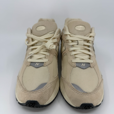 New Balance 2002R `Off White (2022)` | US M 9 (No Box)