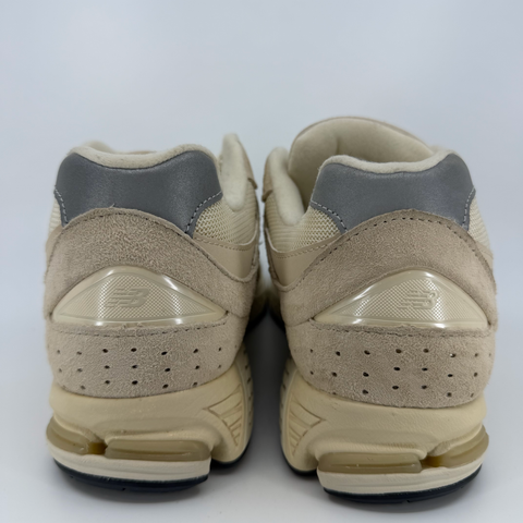 New Balance 2002R `Off White (2022)` | US M 9 (No Box)