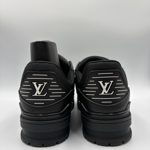 Louis Vuitton Trainer 'Black Embossed Monogram (2023)' | EU M 41 / US M 8