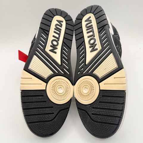 Louis Vuitton LV Trainer 'White Black' | US M 9