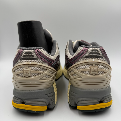 New Balance 1906R `Licorice (2024)`  | US M 8 (NB)