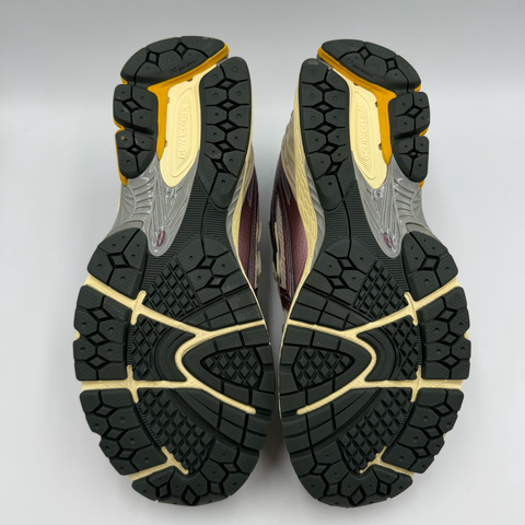 New Balance 1906R `Licorice (2024)`  | US M 8 (NB)