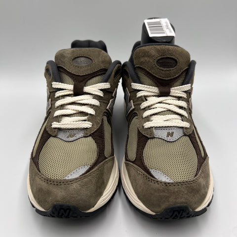 New Balance 2002R `Olive Brown (2022)` | US M 7.5 (NB)