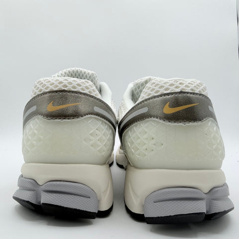 Nike Zoom Vomero 5 'Platinum Tint Metallic Gold (2024)' | US M 10.5