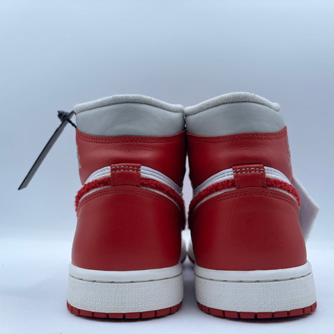 Air Jordan 1 Retro High OG 'Varsity Red (2022)' | US W 7 / US GS 5.5Y