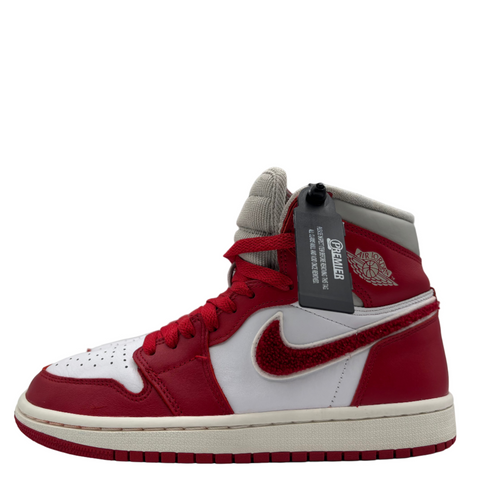 Air Jordan 1 Retro High OG 'Varsity Red (2022)' | US W 7 / US GS 5.5Y