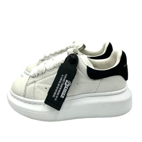 Alexander McQueen Oversized 'White Black (Kids)' | EU 26 / US 9C