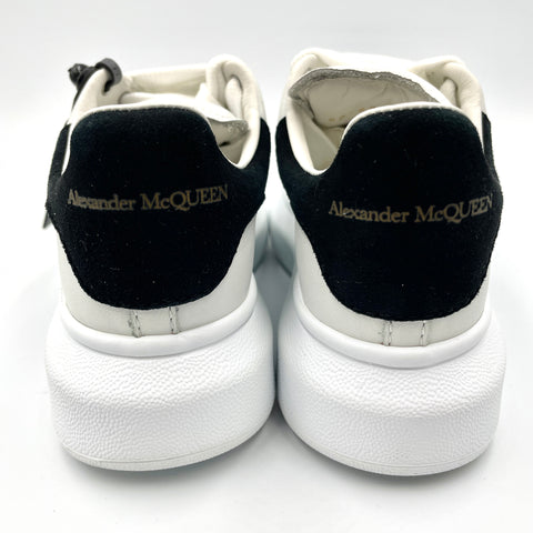 Alexander McQueen Oversized 'White Black (Kids)' | EU 26 / US 9C