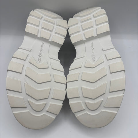 Alexander McQueen Tread Slick Low Lace Up 'Black White' | EU W 39 / US W 9