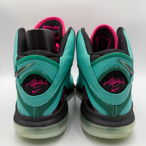 Nike LeBron 8 'South Beach (2021)' | US M 10