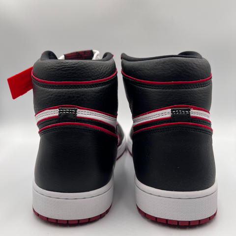 Jordan 1 Retro High `Bloodline (2019)` | US M 13