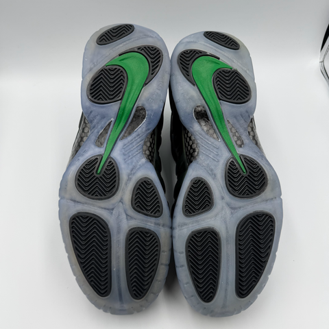 Nike Air Foamposite Pro `Pine Green (2025)` | US M 11 (NB)