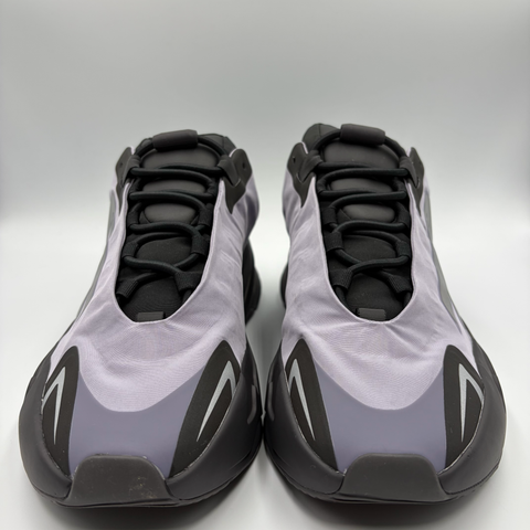 adidas Yeezy Boost 700 MNVN 'Geode (2022)' | US M 10.5