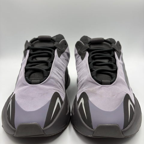 Adidas Yeezy 700 MNVN 'Geode (2022)' | US M 7.5