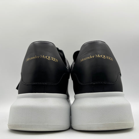 Alexander McQueen Oversized 'Black White' | EU M 43 / US M 10