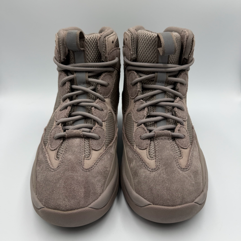 Yeezy Desert Boot `Season 7 Cinder (2019)` | EU 42.5 / US M 9.5 (NB)