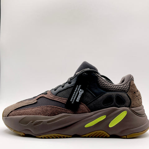 Adidas Yeezy 700 'Mauve (2018)' | US M 9