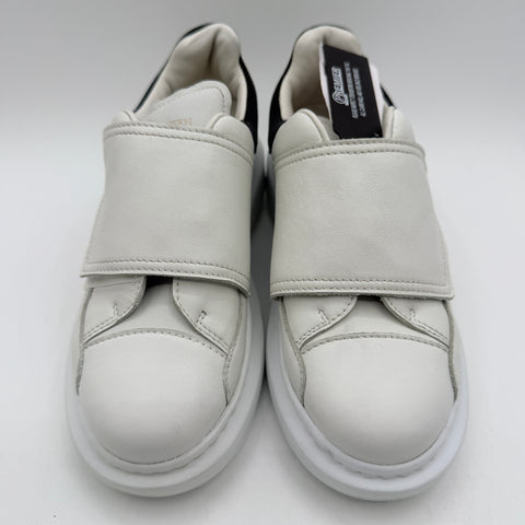 Alexander McQueen Kids Oversized with Velcro 'White Black' | EU K 32 / US PS 1Y