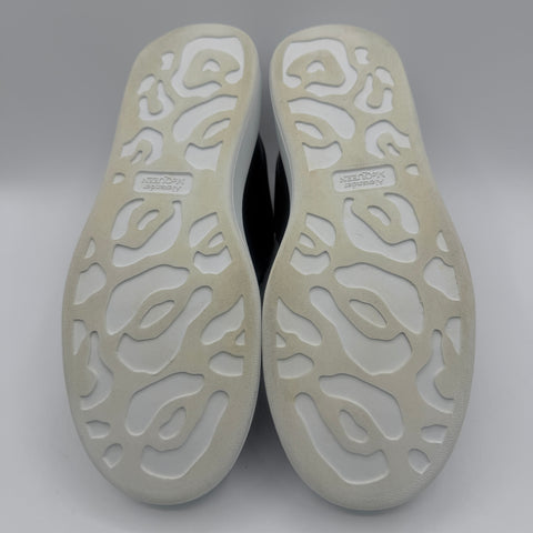 Alexander McQueen Oversized 'Black White' | EU M44 / US M11
